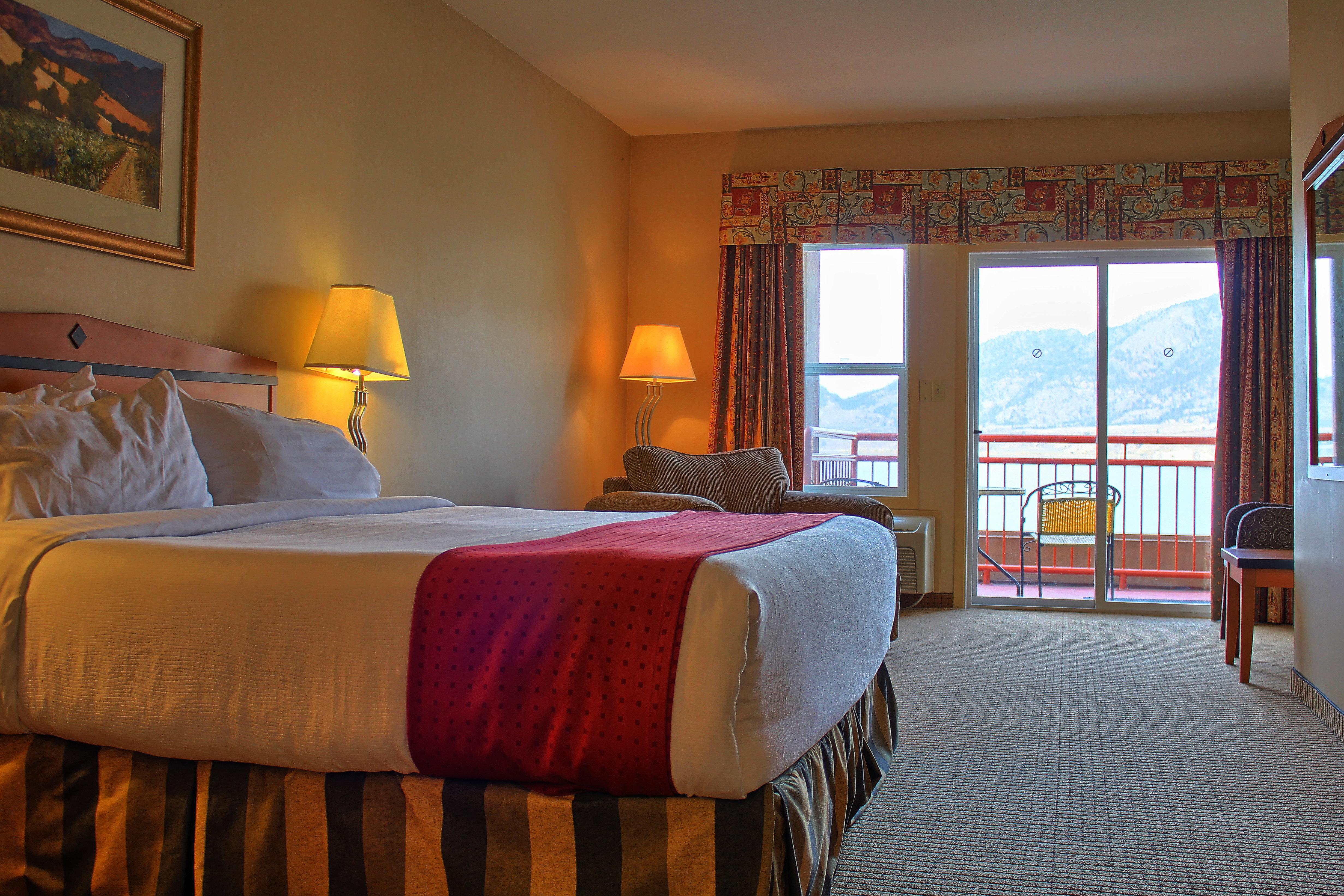 Holiday Inn Hotel & Suites Osoyoos By Ihg Ngoại thất bức ảnh