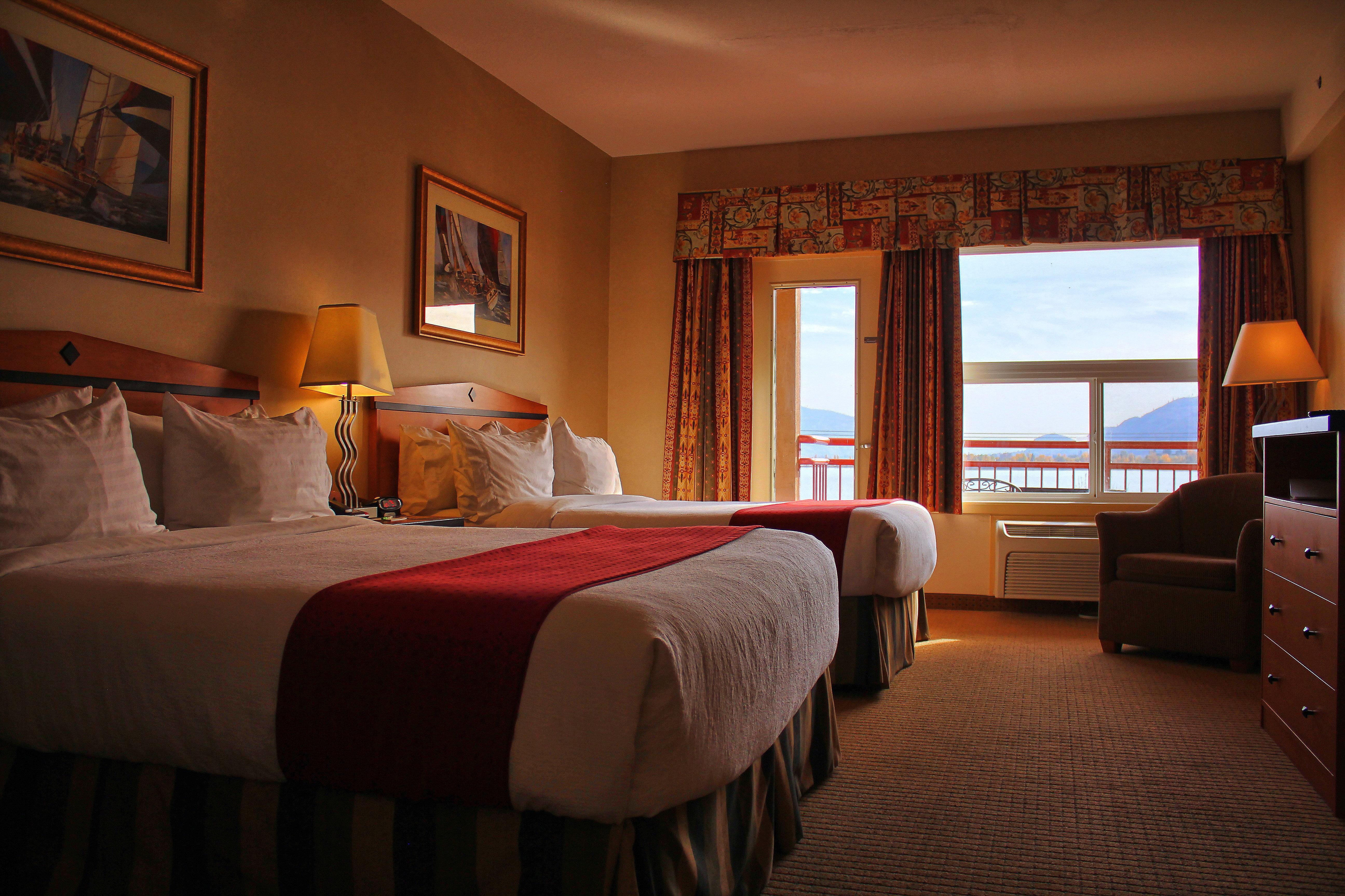 Holiday Inn Hotel & Suites Osoyoos By Ihg Ngoại thất bức ảnh